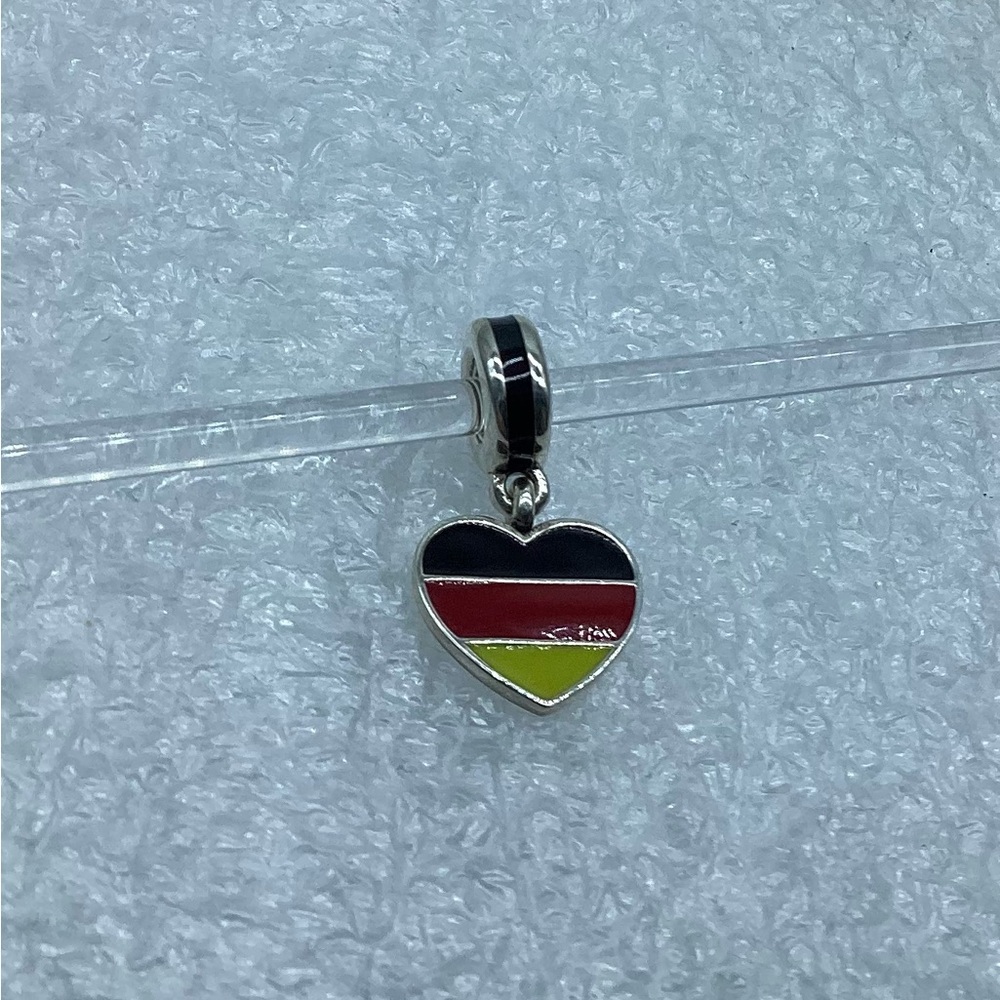 Pandora,” Germany Flag Heart” Travel Destination Dangle Charm 793954ENMX A61-9
